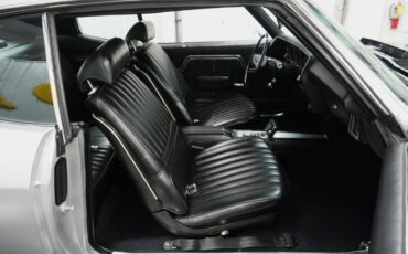 Chevrolet-Chevelle-1972-Cortez-Silver-Black-48