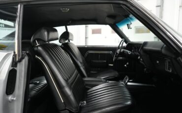 Chevrolet-Chevelle-1972-Cortez-Silver-Black-49