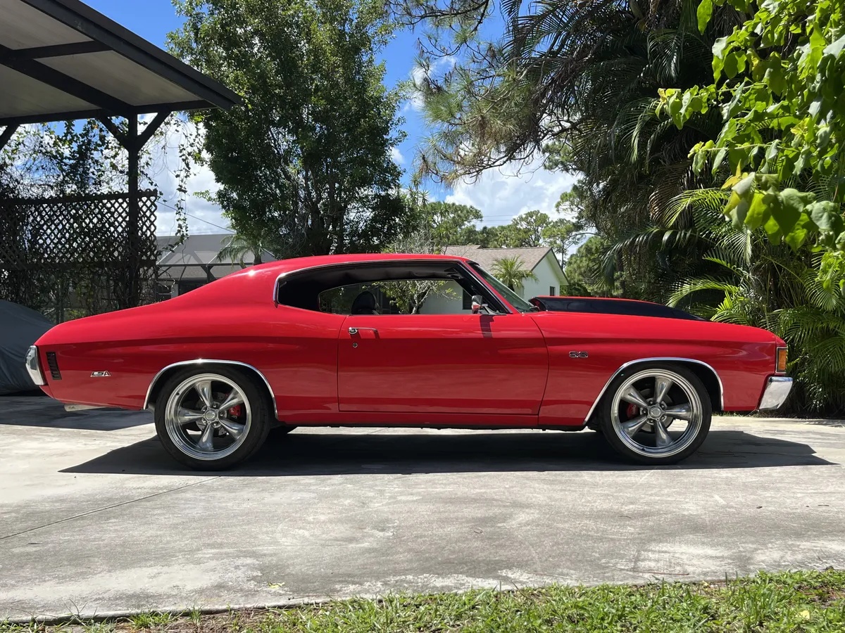 Chevrolet-Chevelle-1972-Red-Black-1