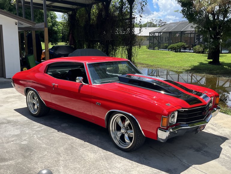 Chevrolet-Chevelle-1972-Red-Black