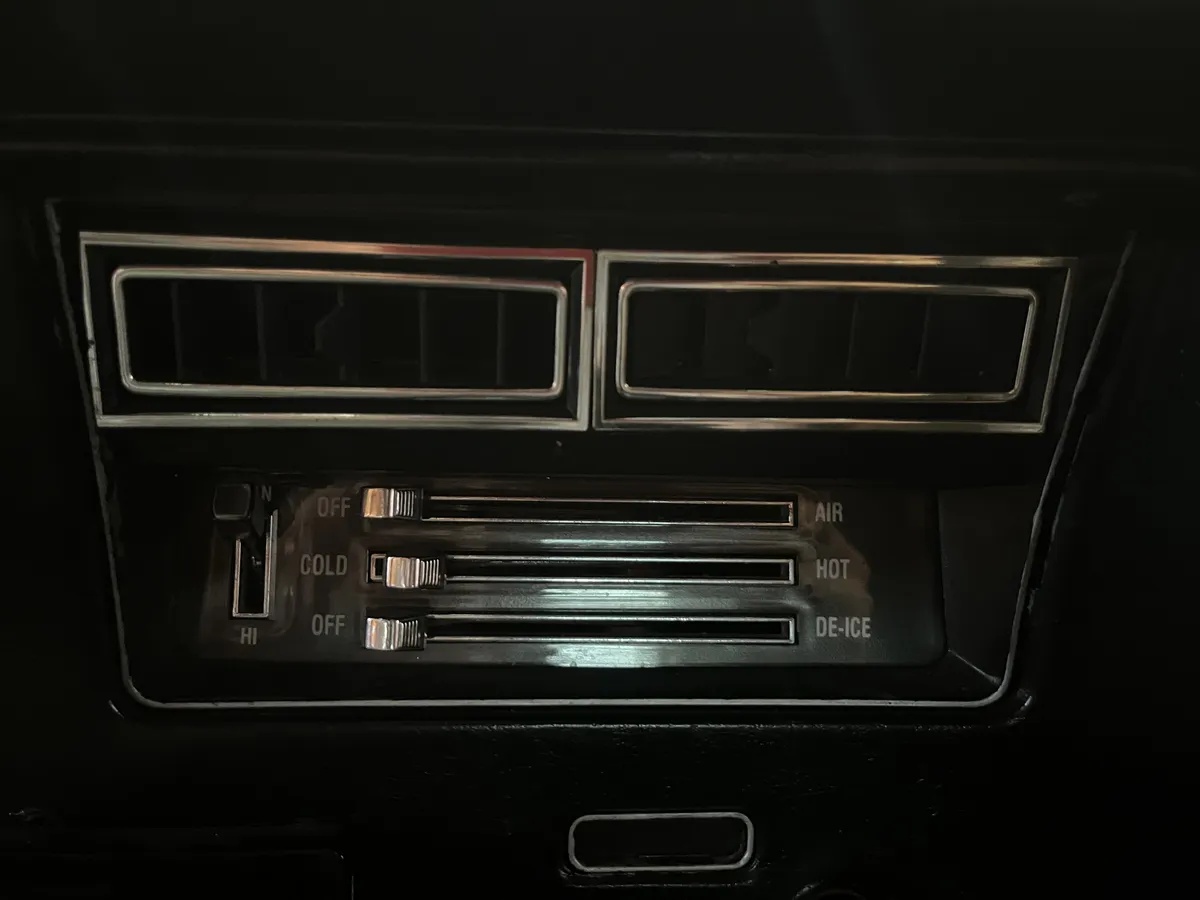 Chevrolet-Chevelle-1972-Red-Black-16