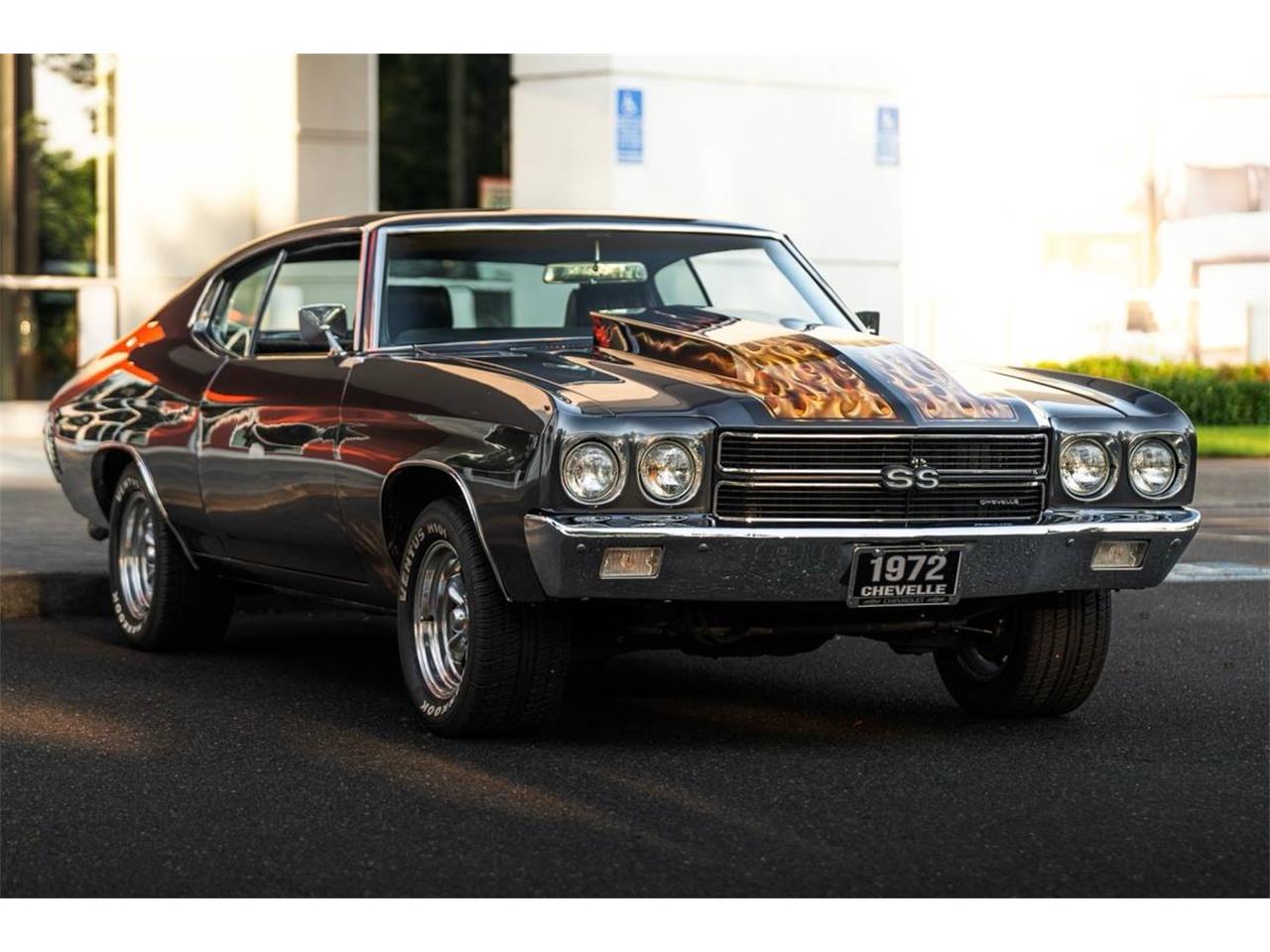 Chevrolet-Chevelle-1972-gray-black-12