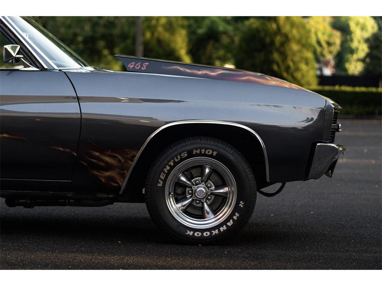 Chevrolet-Chevelle-1972-gray-black-13