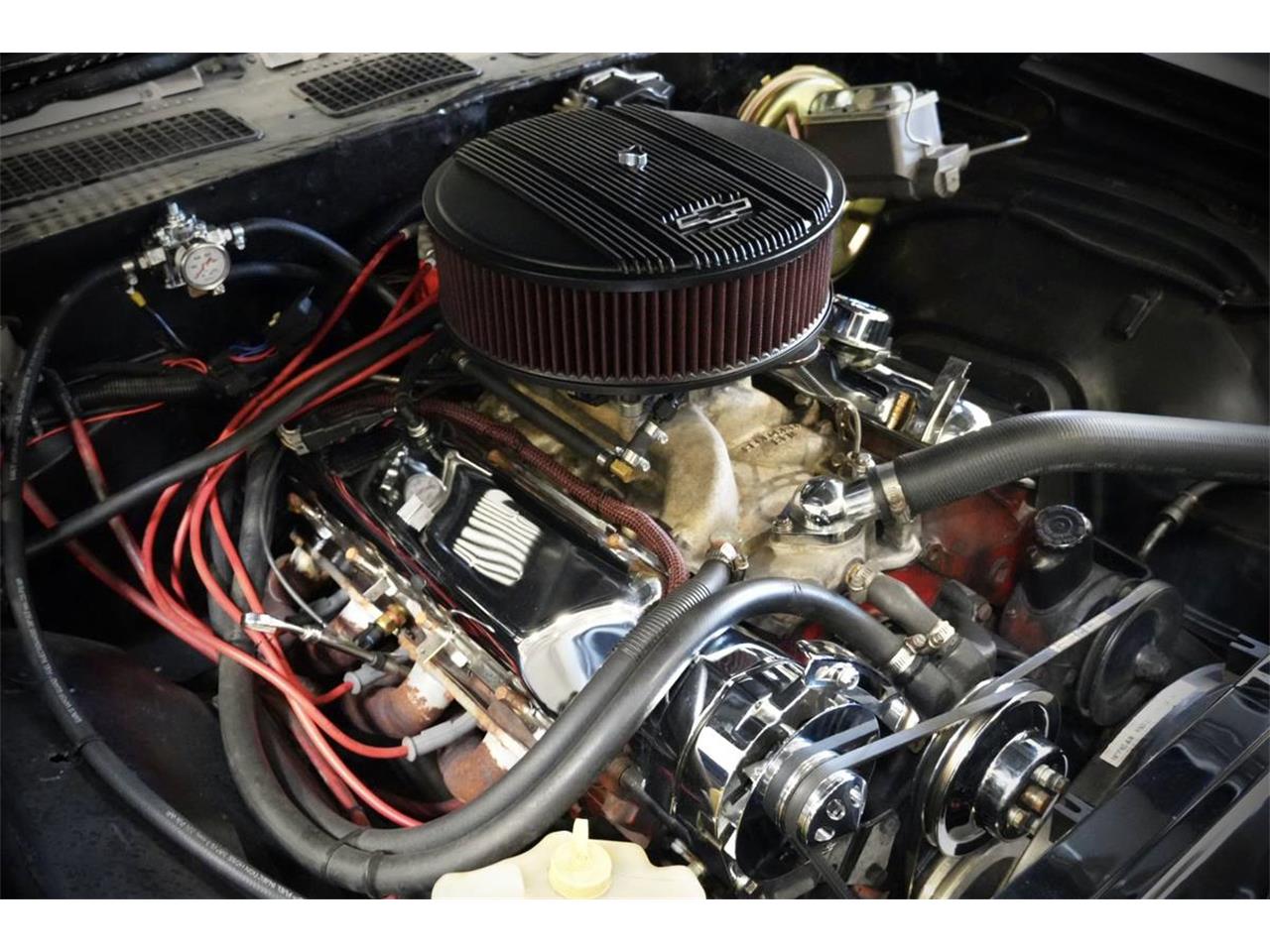 Chevrolet-Chevelle-1972-gray-black-22