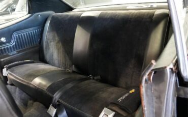 Chevrolet-Chevelle-1972-gray-black-4