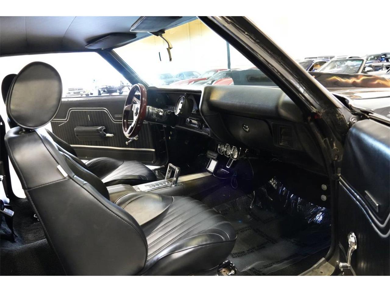 Chevrolet-Chevelle-1972-gray-black-5