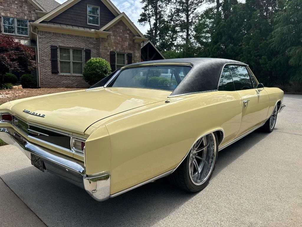 Chevrolet-Chevelle-patriot-built-6.0-LS-stroker-wWhipple-su-1966-39