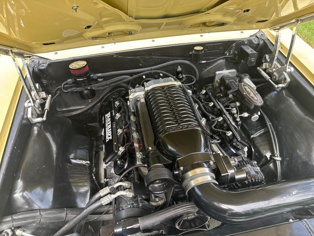 Chevrolet-Chevelle-patriot-built-6.0-LS-stroker-wWhipple-su-1966-8