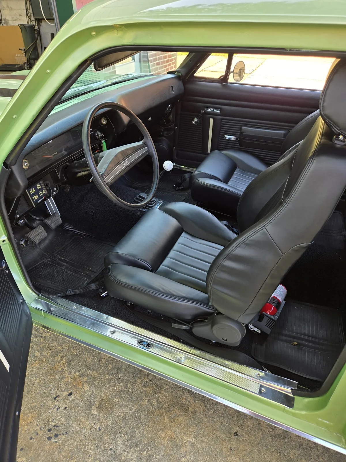Chevrolet-Chevy-ii-nova-1968-Green-Black-3