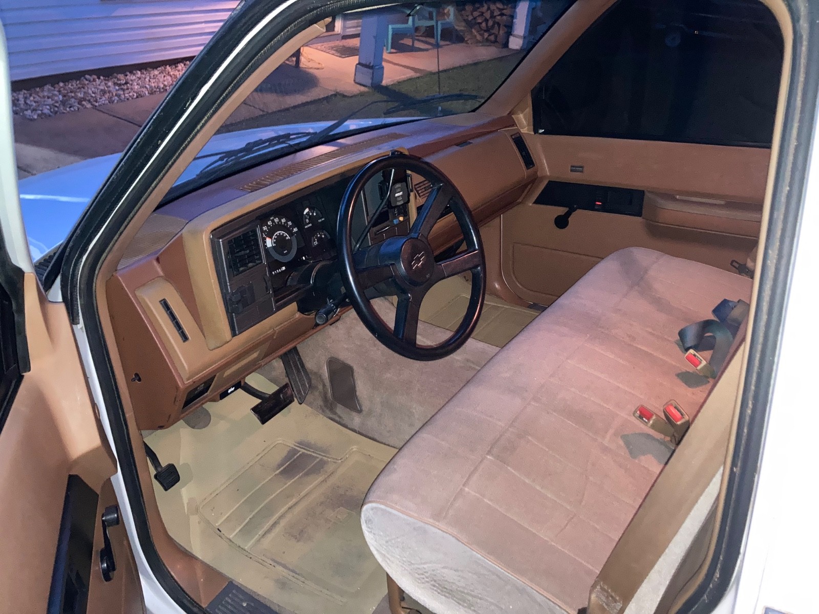 Chevrolet-Cheyenne-1989-Standard-Cab-Pickup-5