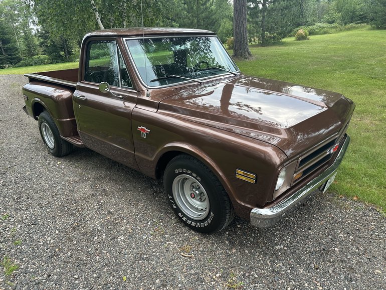 Chevrolet-Ck-1968-Metallic-Brown-Black