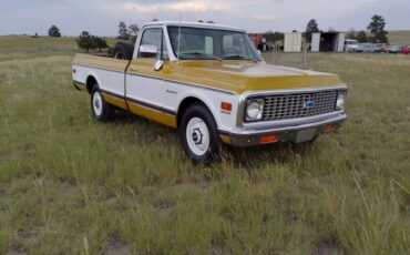 Chevrolet-Ck-1972-Yellow-Parchment