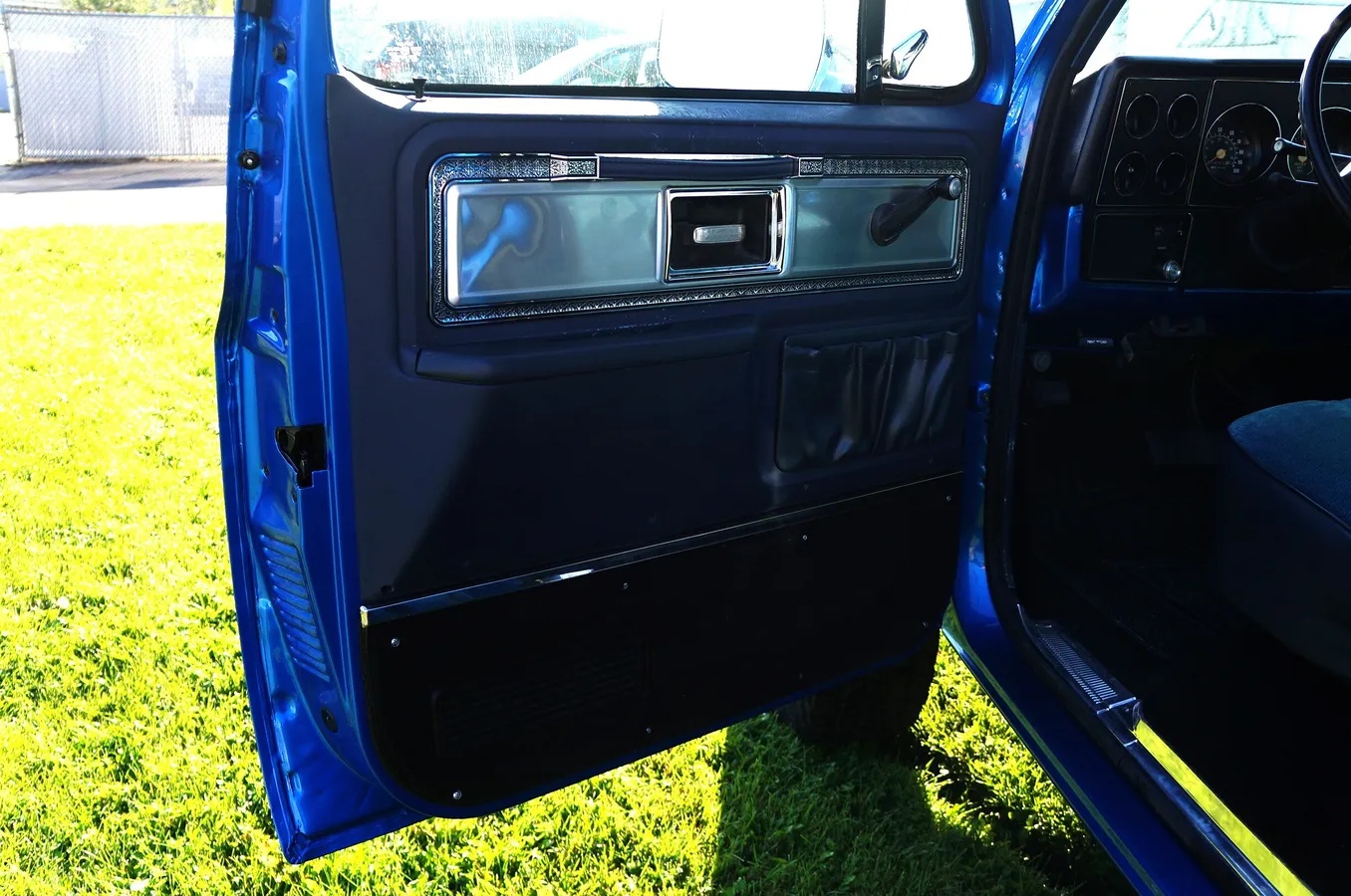 Chevrolet-Ck-1979-Blue-Blue-13