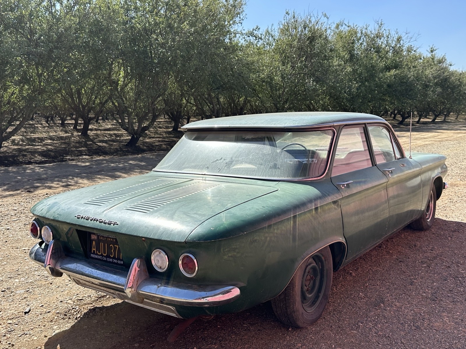 Chevrolet-Corvair-1960-2