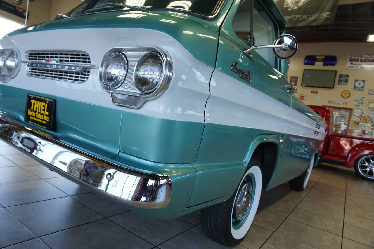 Chevrolet-Corvair-1961-Classic-Car-17