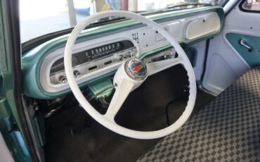 Chevrolet-Corvair-1961-Classic-Car-27