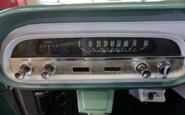 Chevrolet-Corvair-1961-Classic-Car-29