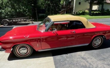 Chevrolet-Corvair-1962-Red-Beige