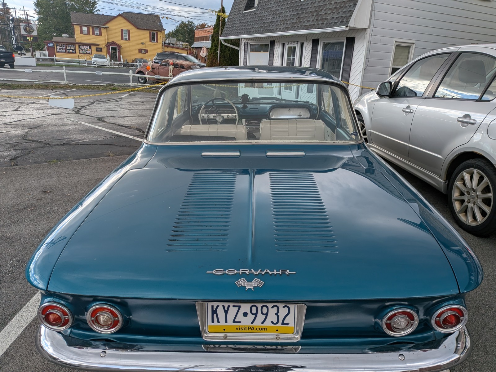Chevrolet-Corvair-1964-1
