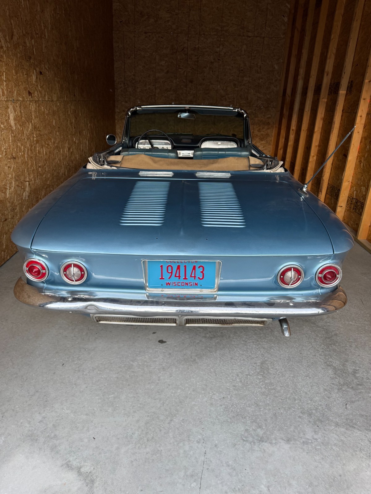 Chevrolet-Corvair-1964-22
