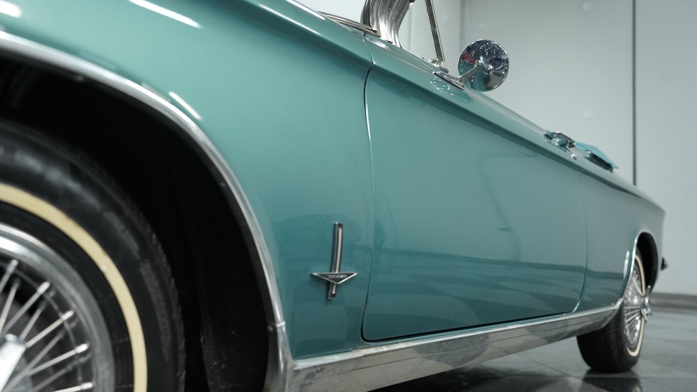 Chevrolet-Corvair-1964-Convertible-19