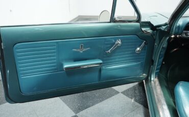 Chevrolet-Corvair-1964-Convertible-31