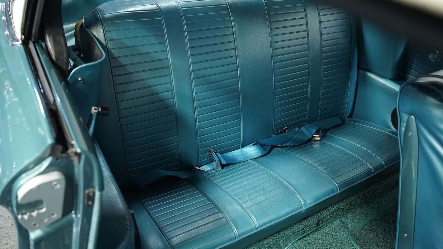 Chevrolet-Corvair-1964-Convertible-39