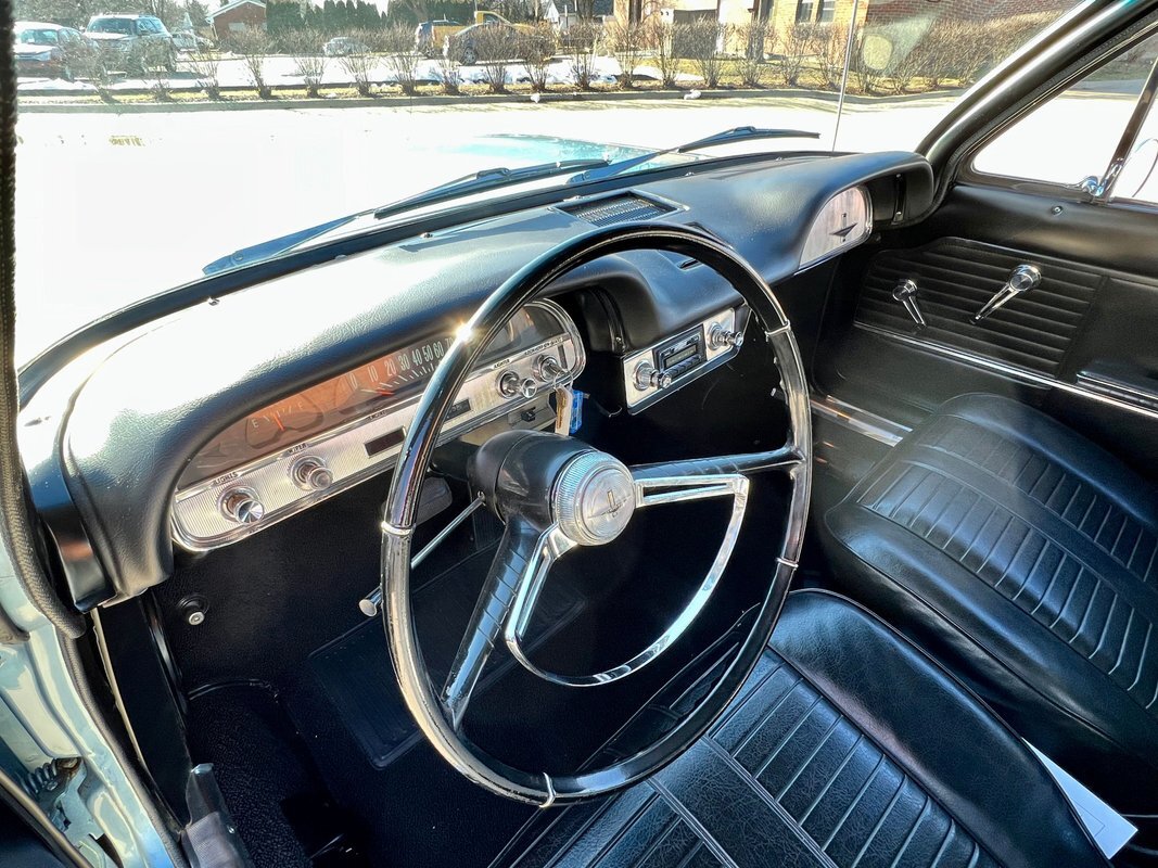 Chevrolet-Corvair-1964-Convertible-39
