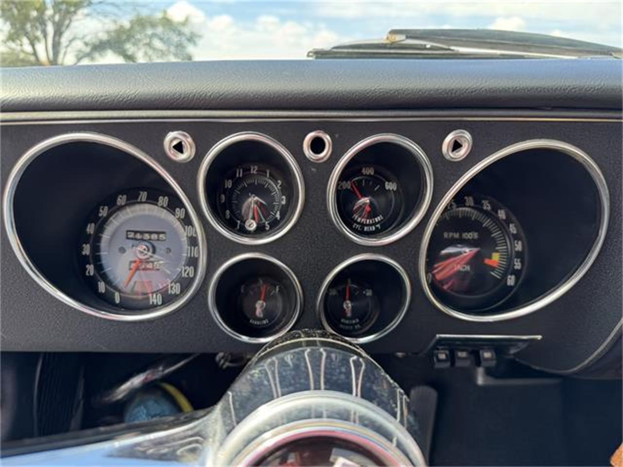 Chevrolet-Corvair-1965-Red-Black-10