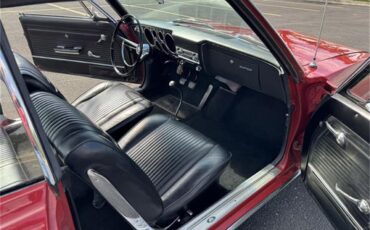 Chevrolet-Corvair-1965-Red-Black-14