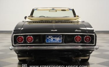 Chevrolet-Corvair-1966-Convertible-10
