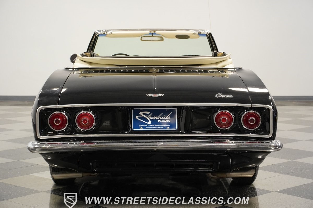 Chevrolet-Corvair-1966-Convertible-10