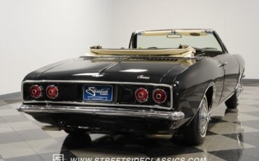 Chevrolet-Corvair-1966-Convertible-11