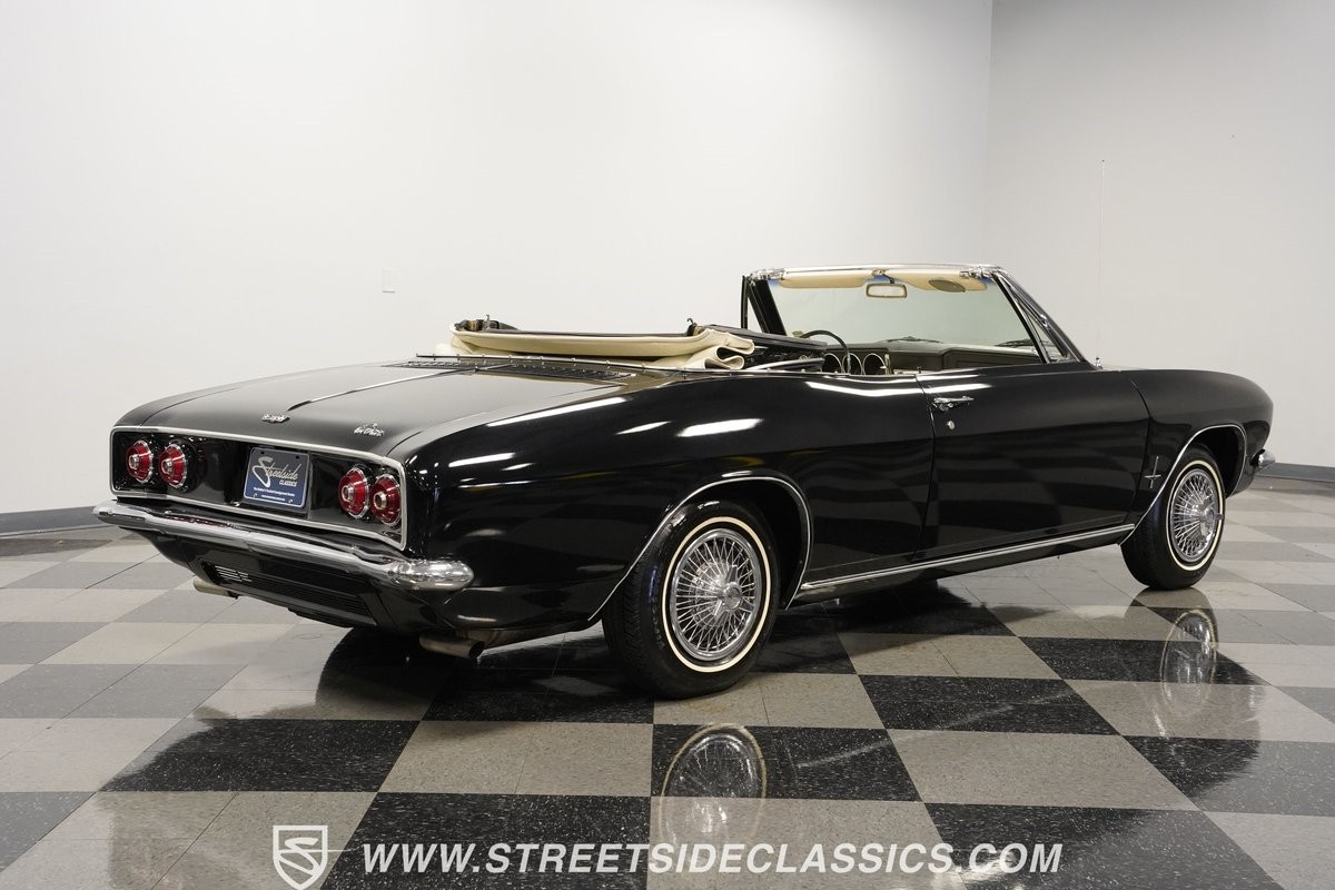 Chevrolet-Corvair-1966-Convertible-12
