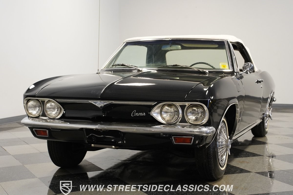 Chevrolet-Corvair-1966-Convertible-18