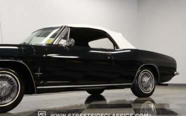 Chevrolet-Corvair-1966-Convertible-22