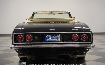 Chevrolet-Corvair-1966-Convertible-25