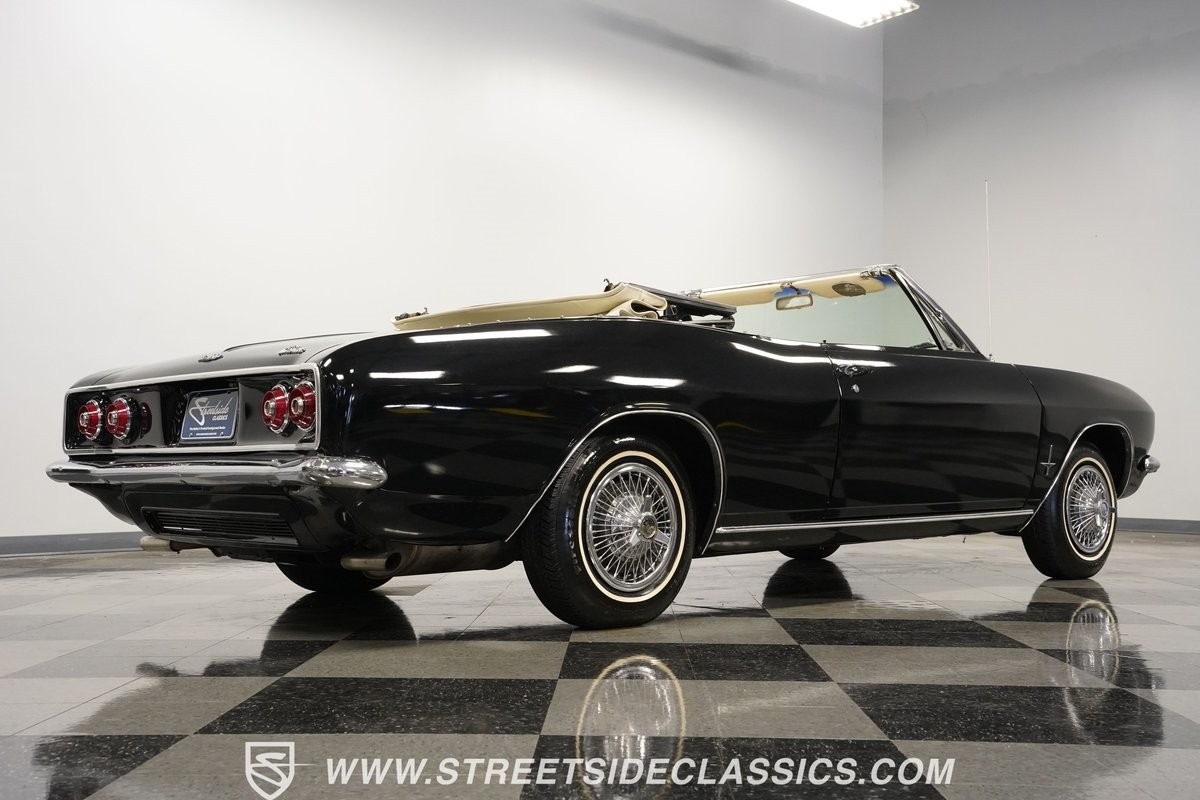 Chevrolet-Corvair-1966-Convertible-27