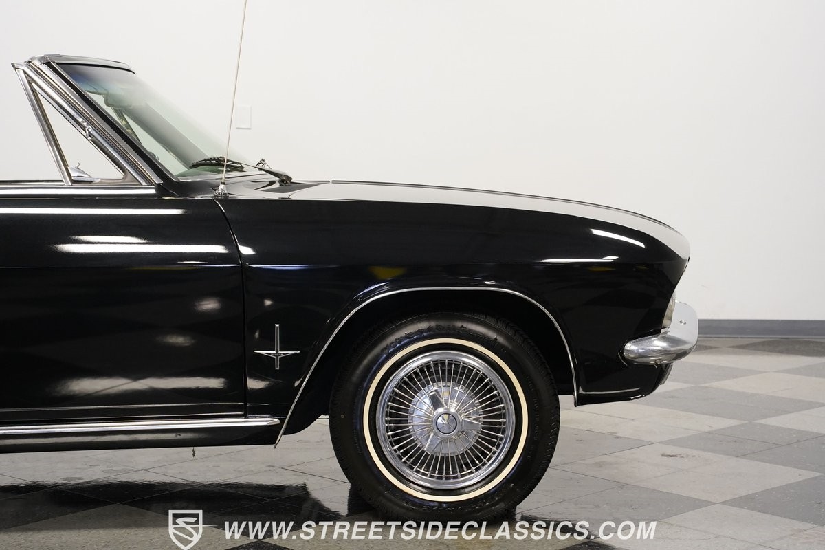Chevrolet-Corvair-1966-Convertible-30