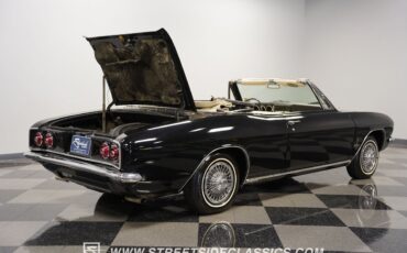 Chevrolet-Corvair-1966-Convertible-31