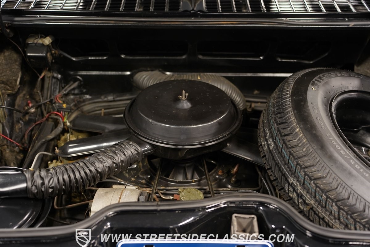 Chevrolet-Corvair-1966-Convertible-34