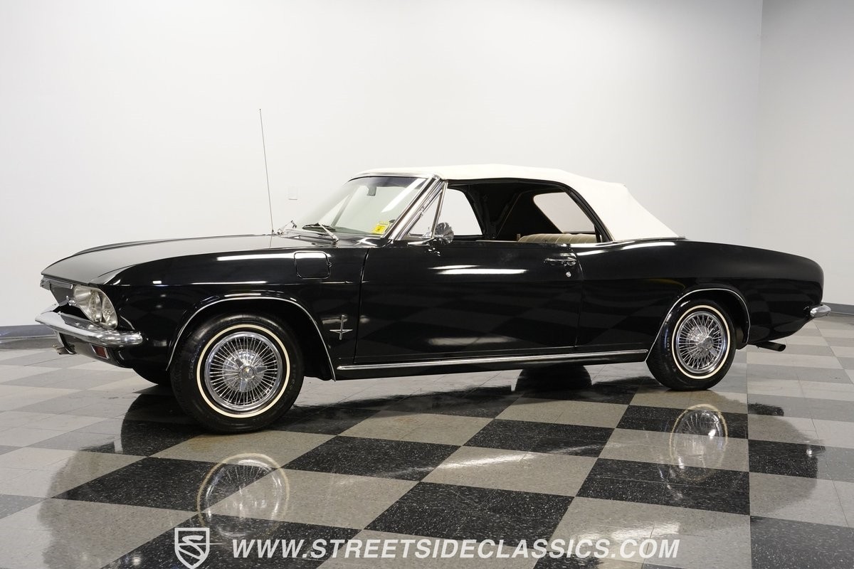 Chevrolet-Corvair-1966-Convertible-6