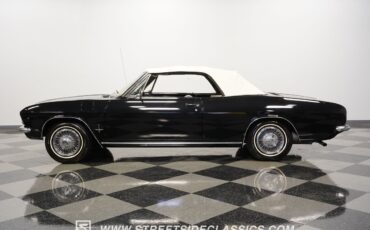 Chevrolet-Corvair-1966-Convertible-7