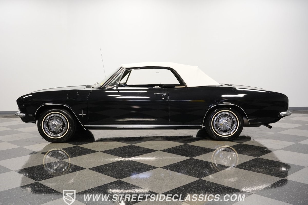 Chevrolet-Corvair-1966-Convertible-7