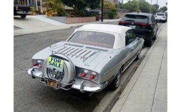 Chevrolet-Corvair-1967-Silver-Red-and-white-2