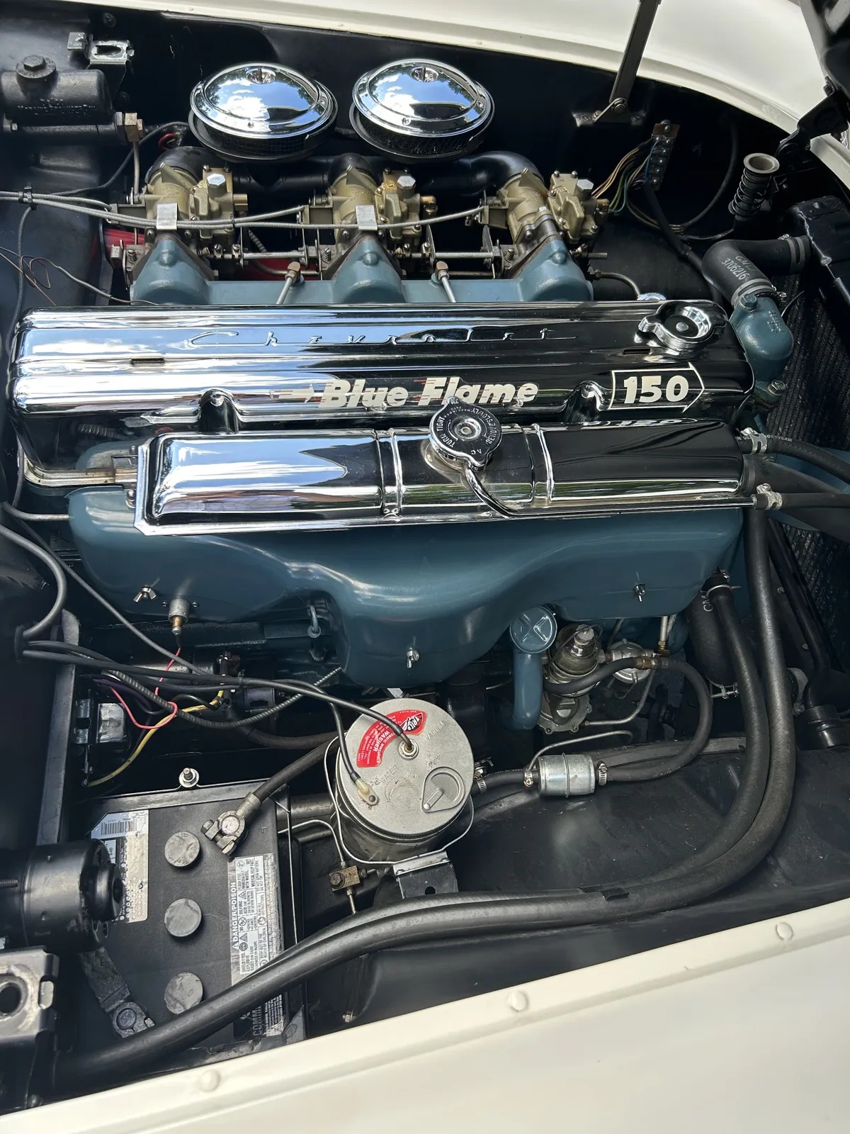 Chevrolet-Corvette-1954-Polo-White-Red-14