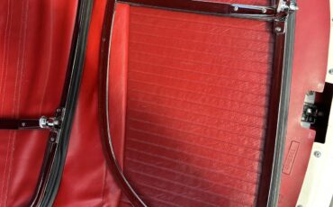 Chevrolet-Corvette-1954-Polo-White-Red-16