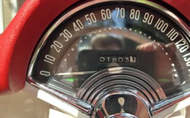 Chevrolet-Corvette-1954-Polo-White-Red-9