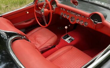 Chevrolet-Corvette-1957-Black-Red-6