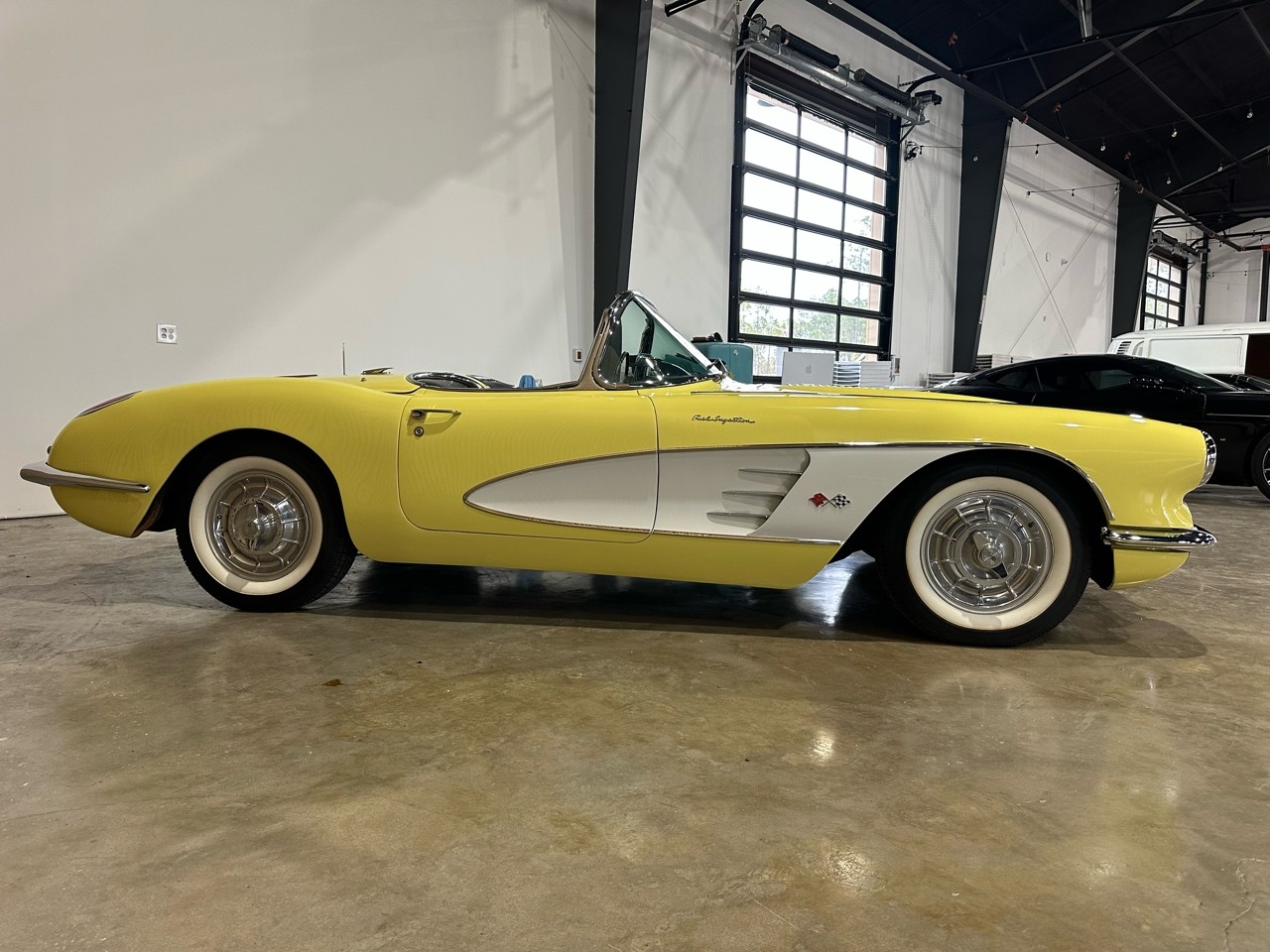 Chevrolet-Corvette-1958-American-Muscle-Car-10